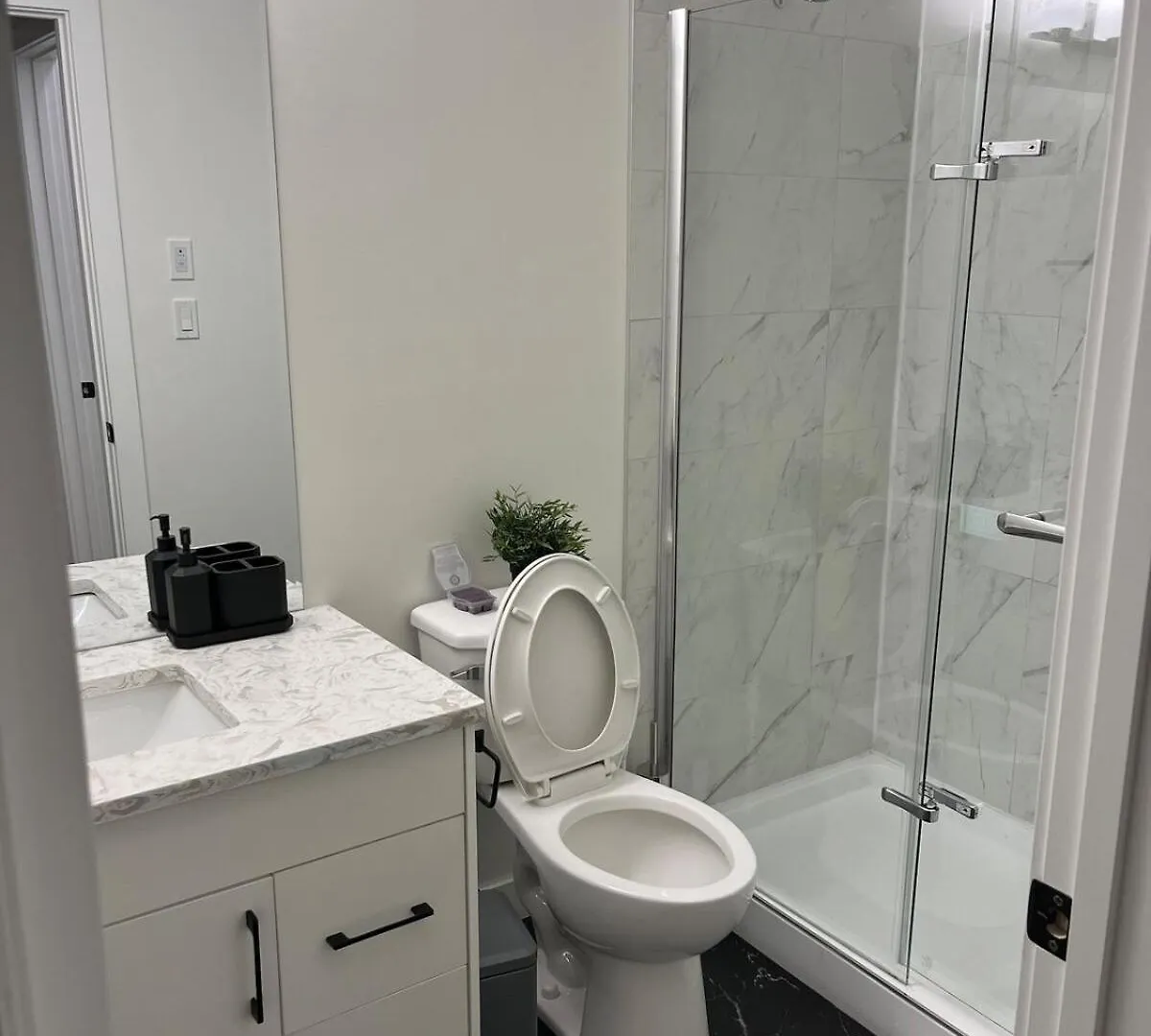 Upper Suite Haven- Near Airport Winnipeg